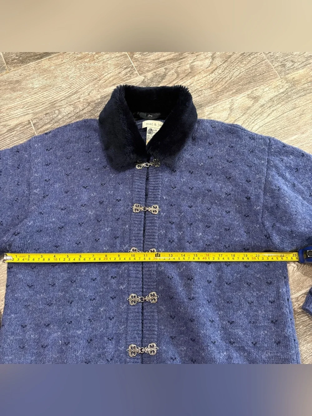 Fair Isle 100% Wool Blue Sweater Cardigan Metal Clasp Sz L Detachable Collar